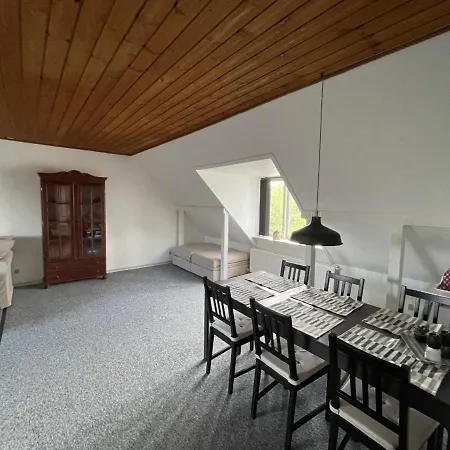 I Midtby Lägenhet *